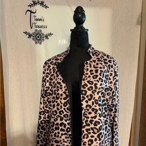 Women’s Long Leopard Print Open Front Blazer -  Size 2XL (9229)